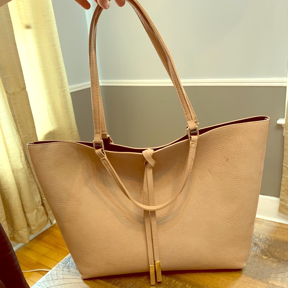 Tan Vegan Leather Tote & Matching Cosmetic Bag
